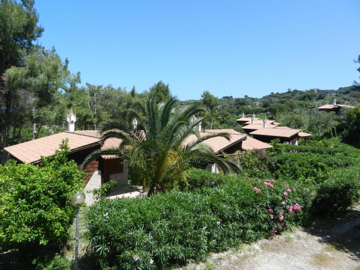Tenuta Molino Di Mare- Ecoresort Con Villini Роди-Гарганико Экстерьер фото